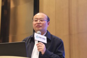 精彩演讲｜南京师范大学继续教育学院院长、教授、博导张一春：教育信息化2.0下的智慧教学环境建设